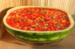 Желе с фруктами в арбузе - шаг 12 Желе с фруктами в арбузе - шаг 12