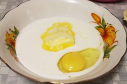 Жидкое тесто на кефире и сметане - шаг 3 Жидкое тесто на кефире и сметане - шаг 3