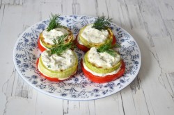 Кабачки с помидорами и майонезом жареные - шаг 13