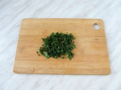 Кабачки с зеленым горошком на сковороде - шаг 6 Кабачки с зеленым горошком на сковороде - шаг 6