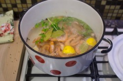 Как варить замороженные королевские креветки - шаг 7