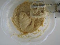 Калачики в духовке на сметане - шаг 2 Калачики в духовке на сметане - шаг 2