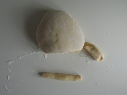 Калачики в духовке на сметане - шаг 4 Калачики в духовке на сметане - шаг 4