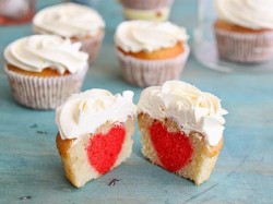 Капкейки с сердцем на день св. Валентина - шаг 5 Капкейки с сердцем на день св. Валентина - шаг 5