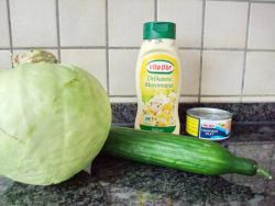 Салат с тунцом консервированным огурцом и капустой - шаг 1