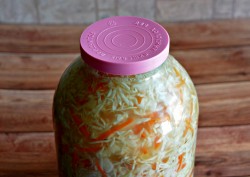 Квашеная капуста без уксуса - шаг 10 Квашеная капуста без уксуса - шаг 10