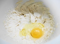 Кекс по ГОСТу Столичный с коньяком - шаг 5 Кекс по ГОСТу Столичный с коньяком - шаг 5