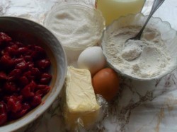 Кекс с вишней на кефире - шаг 1 Кекс с вишней на кефире - шаг 1