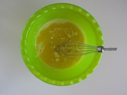 Кекс в чашке за 5 минут в микроволновке - шаг 3