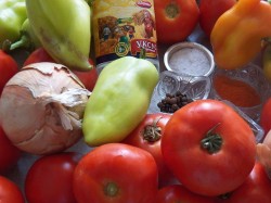 Домашний кетчуп из помидор на зиму простой заготовки - шаг 1