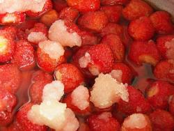 Клубничный конфитюр - шаг 7 Клубничный конфитюр - шаг 7