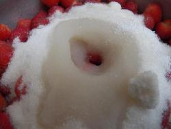 Клубничный конфитюр - шаг 6 Клубничный конфитюр - шаг 6