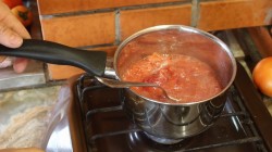 Клубничные куриные крылышки с клубничным соусом - шаг 9 Клубничные куриные крылышки с клубничным соусом - шаг 9