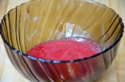 Десерт Клубничные облака с желатином - шаг 5