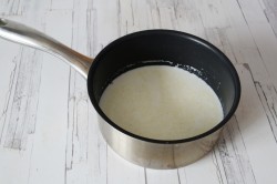 Клубничный мусс на манной крупе без желатина - шаг 2