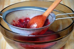 Мороженое домашний клубничный щербет из йогурта - шаг 4