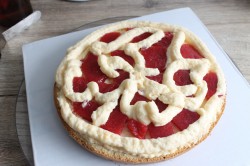 Торт с клубникой с желатином и кокосовой стружкой - шаг 17 Торт с клубникой с желатином и кокосовой стружкой - шаг 17