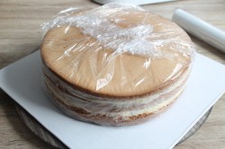 Торт с клубникой с желатином и кокосовой стружкой - шаг 19 Торт с клубникой с желатином и кокосовой стружкой - шаг 19