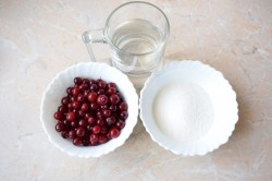 Компот из клюквы - шаг 1 Компот из клюквы - шаг 1