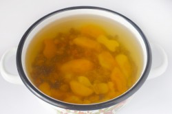 Компот из кураги и изюма - шаг 4 Компот из кураги и изюма - шаг 4