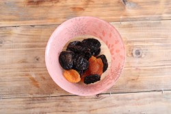 Конфеты из сухофруктов и орехов своими руками - шаг 3