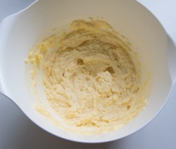 Конфеты Птичье молоко на сгущенке и масле - шаг 2