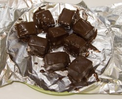 Конфеты Птичье молоко на сгущенке и масле - шаг 7