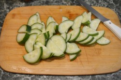 Салат огурцы помидоры на зиму без стерилизации - шаг 2 Салат огурцы помидоры на зиму без стерилизации - шаг 2