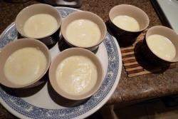 Французский десерт Крем брюле с корицей - шаг 6