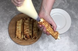 Заварной крем для вафельных трубочек - шаг 9 Заварной крем для вафельных трубочек - шаг 9