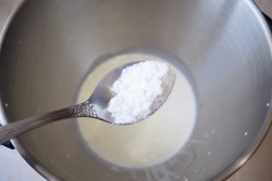 Крем из маскарпоне со сливками - шаг 3 Крем из маскарпоне со сливками - шаг 3