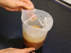 Взбитый Карамельный крем - шаг 12