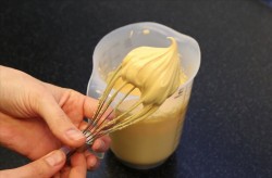 Взбитый Карамельный крем - шаг 14