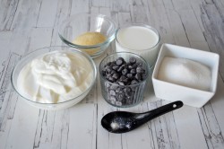 Крем десерт Птичье молоко на йогурте - шаг 1