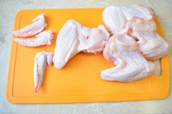 Крылышки в медово горчичном соусе в духовке - шаг 3