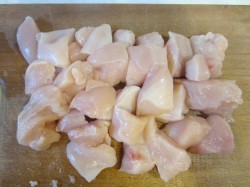 Вкусная курица в соусе карри с чесноком - шаг 2 Вкусная курица в соусе карри с чесноком - шаг 2