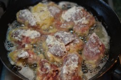 Куриная печень в кляре жареная - шаг 7