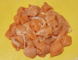 Куриное филе с ананасами и кетчупом в духовке - шаг 2