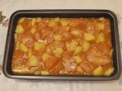 Куриное филе с ананасами и кетчупом в духовке - шаг 5