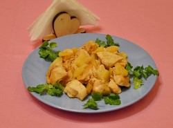 Куриное филе с ананасами и кетчупом в духовке - шаг 7