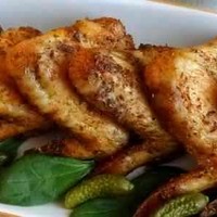 Куриные крылья в сладко-соленом соусе в микроволновке