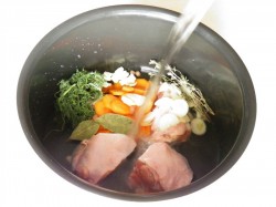 Бульон на курице в мультиварке - шаг 8 Бульон на курице в мультиварке - шаг 8