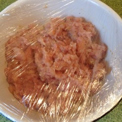 Куриный рулет в ветчиннице - шаг 7