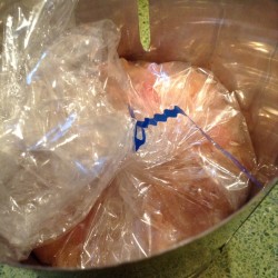 Куриный рулет в ветчиннице - шаг 9