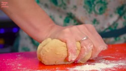 Куриный суп с лапшой на яйцах - шаг 7 Куриный суп с лапшой на яйцах - шаг 7