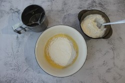 Куриный суп с домашней яичной лапшой - шаг 4 Куриный суп с домашней яичной лапшой - шаг 4
