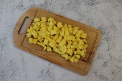 Куриный суп с домашней яичной лапшой - шаг 8 Куриный суп с домашней яичной лапшой - шаг 8