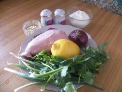 Филе курицы, тушеное в сметанном соусе с зеленью - шаг 1 Филе курицы, тушеное в сметанном соусе с зеленью - шаг 1