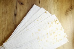 Ленивые чебуреки из лаваша с фаршем на сковороде - шаг 2 Ленивые чебуреки из лаваша с фаршем на сковороде - шаг 2