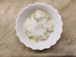 Протертый лимон с сахаром через мясорубку - шаг 4 Протертый лимон с сахаром через мясорубку - шаг 4